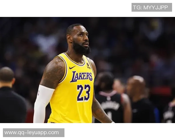 詹姆斯连续上双1297场的辉煌历程从07年1月6日延续至今 詹姆斯连续上双1297场的辉煌历程从07年1月6日延续至今